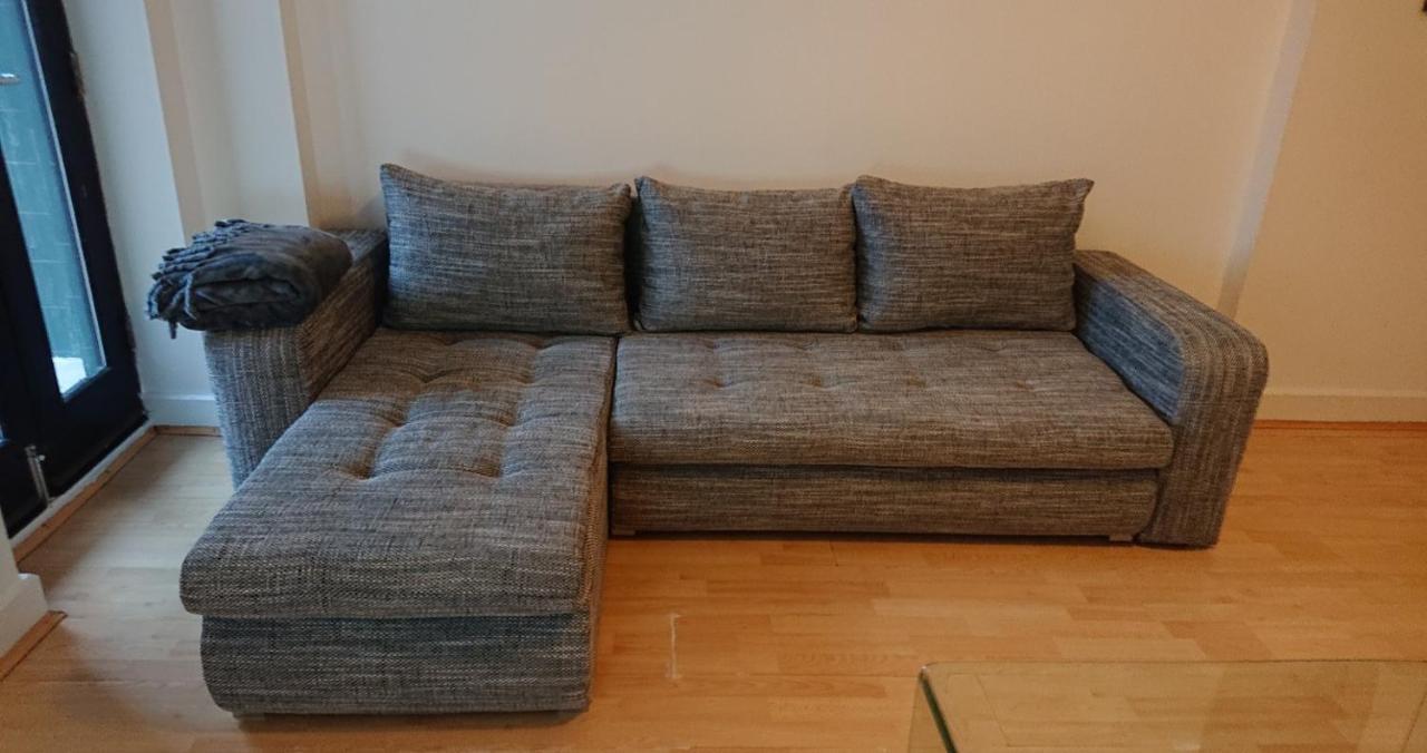 Bright, Nice Interior, Close To The City, 2 Bedroom Apartment Londra Exterior foto